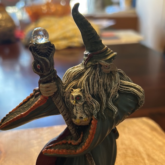 Spoontiques Wizard Owl Holding a Staph with Crystal Ball Statue Figurine Vintage - Picture 2 of 12